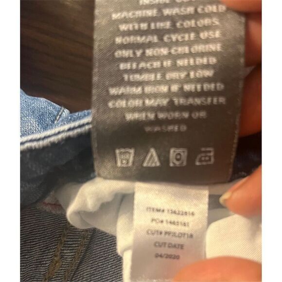 Torrid Boyfriend Straight Vintage Stretch Mid-Rise Distressed Jeans Plus Size 22 - Picture 8 of 9